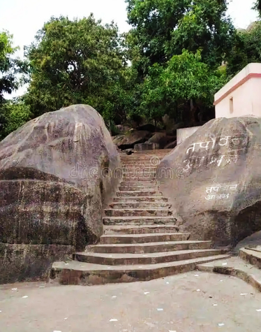 Naulakha Mandir